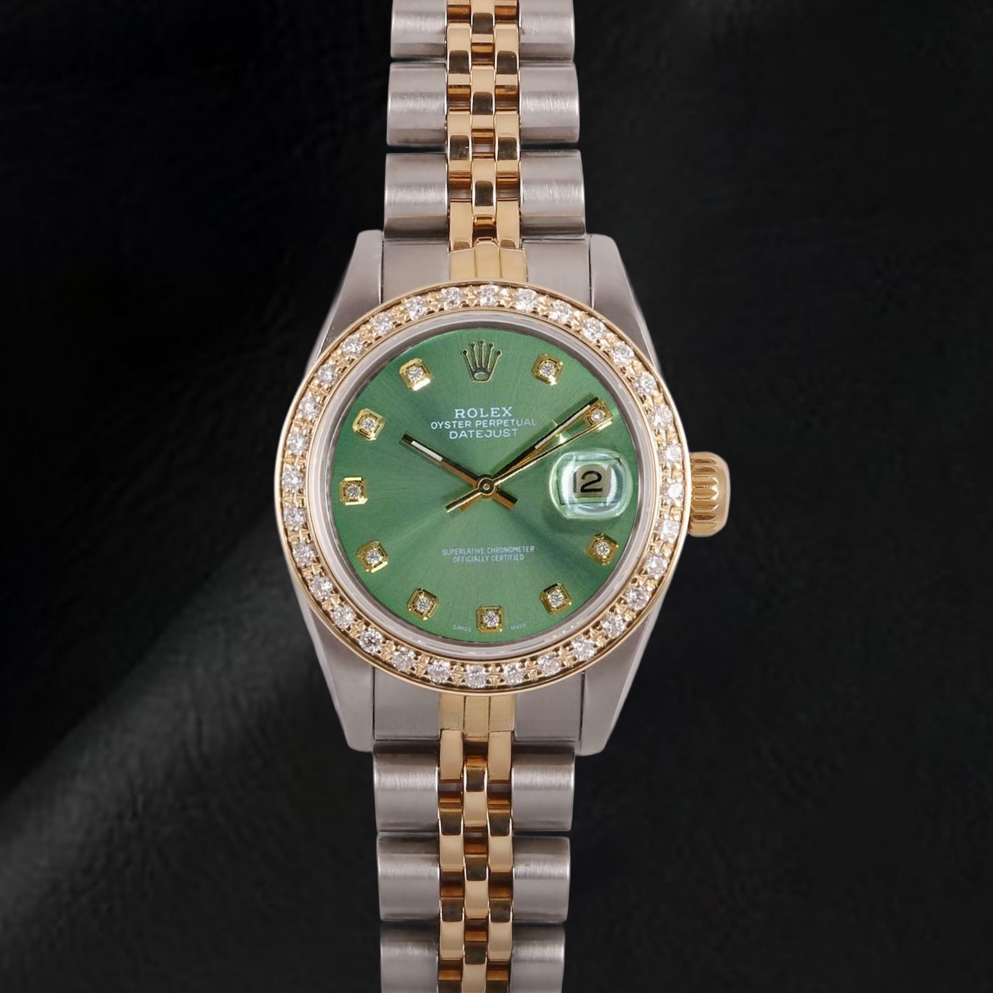 Orologio Rolex da donna Datejust 26 mm con quadrante verde oliva e diamanti bicolore