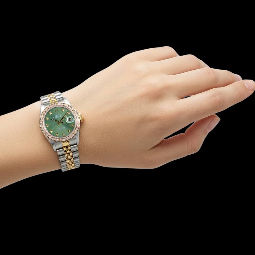 Orologio Rolex da donna Datejust 26 mm con quadrante verde oliva e diamanti bicolore P4