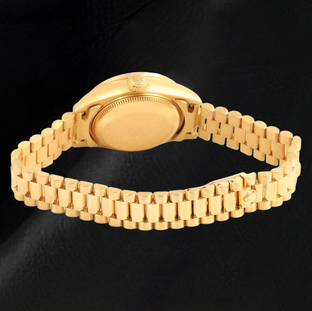 Orologio da donna Rolex Datejust Anno 2003 Quadrante in madreperla bianca con diamanti, 26 mm, oro giallo