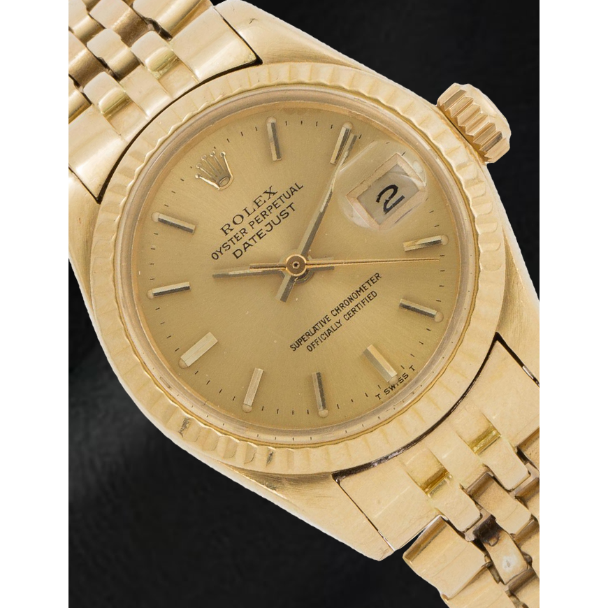 Orologio da donna in oro giallo con quadrante champagne Rolex Datejust da 26 mm