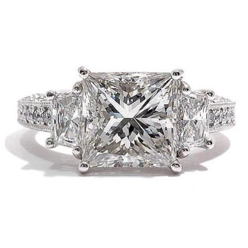 Princess Genuino Diamonds 3 Stone Anello Di Fidanzamento Da Donna In Oro Bianco 4.30 Carati