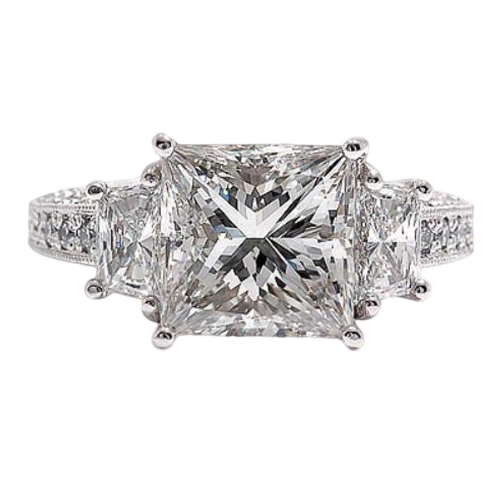 Princess Genuino Diamonds 3 Stone Anello Di Fidanzamento Da Donna In Oro Bianco 4.30 Carati