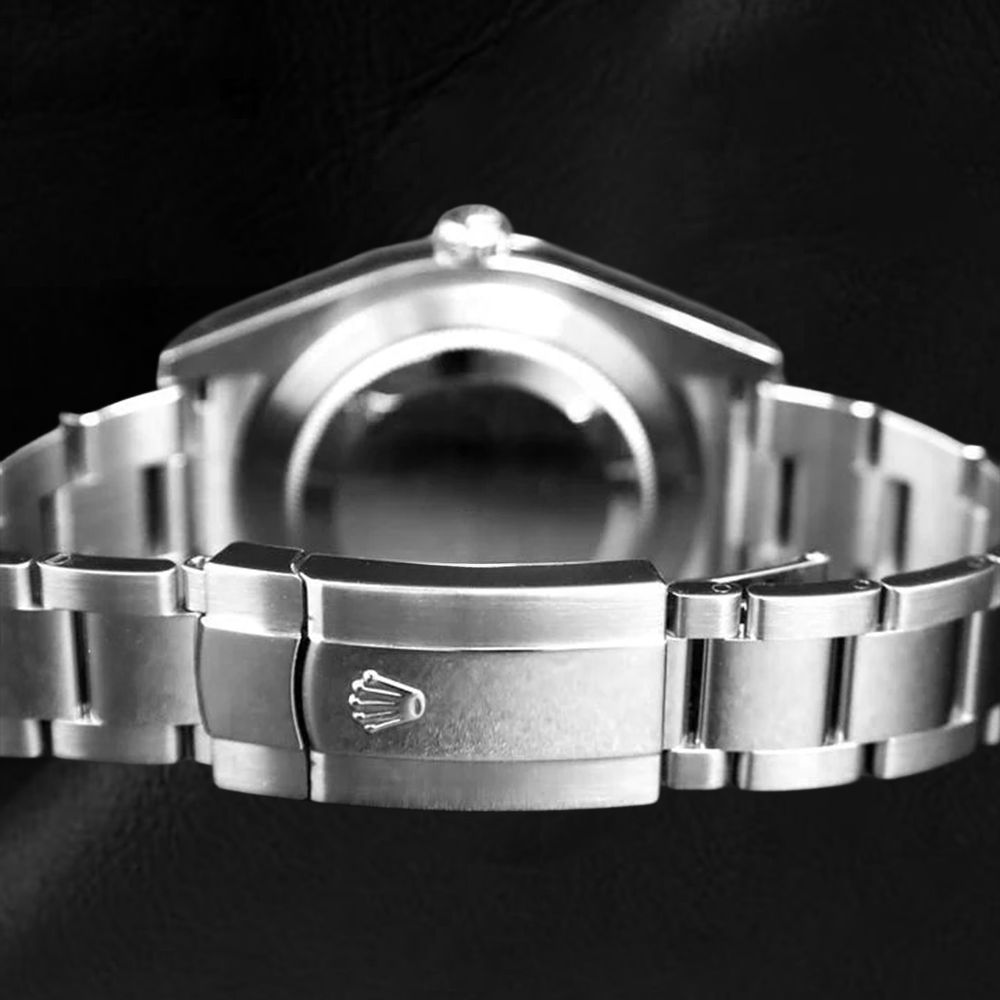 Orologio Rolex Datejust 41 mm con quadrante blu con numeri romani e bracciale Oyster in acciaio inossidabile