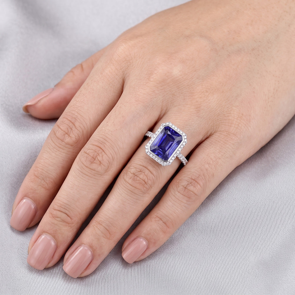 Set di castoni per anello di fidanzamento con diamanti da donna. zaffiro radiante. 4.50 carati