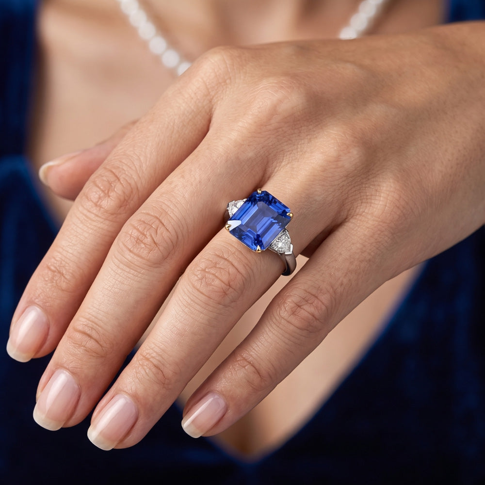 Smeraldo 3 pietra diamante anello zaffiro blu 5 carati Two Tone Gold