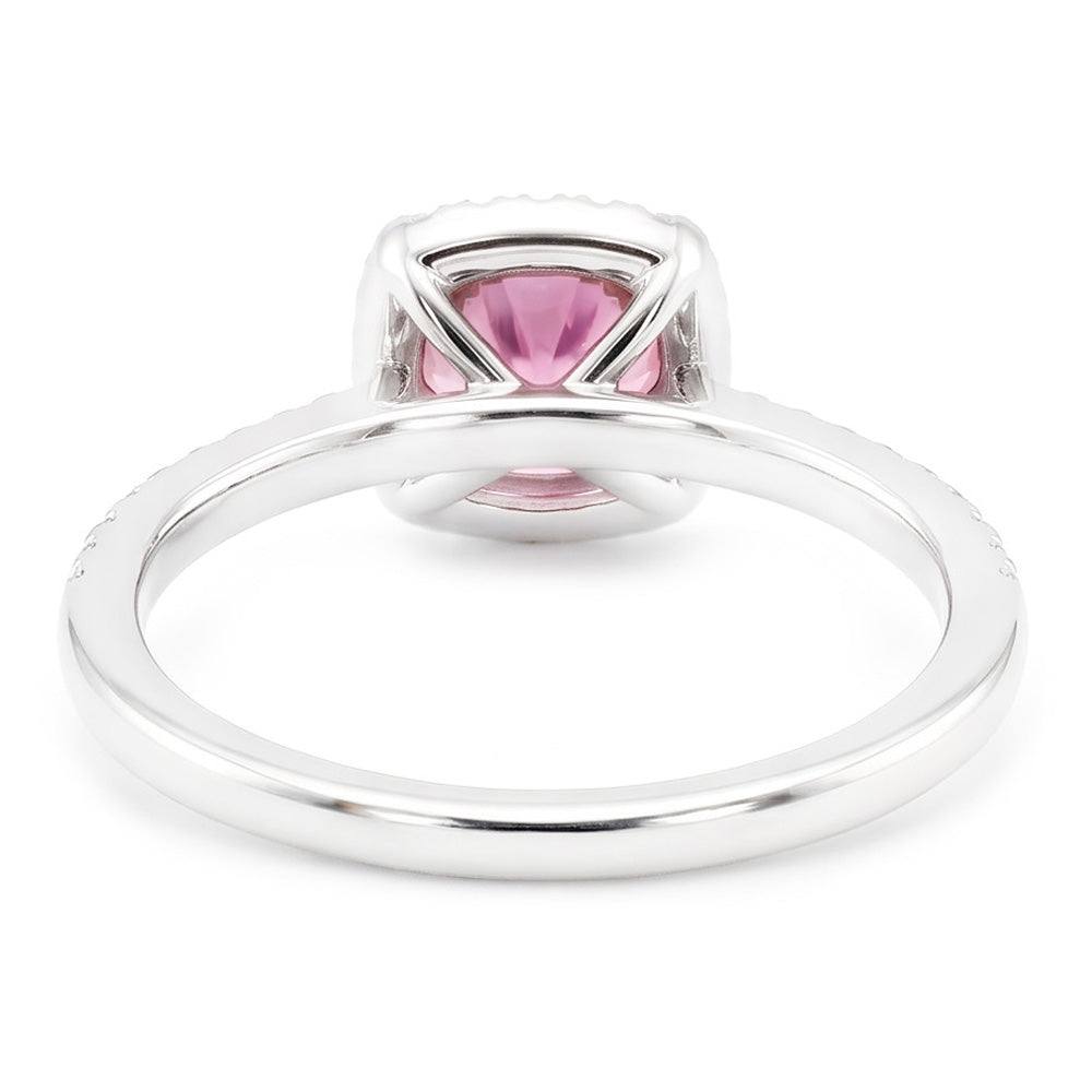 Solitario rotondo con zaffiro rosa centrale con accenti Anello da 1,15 ct.