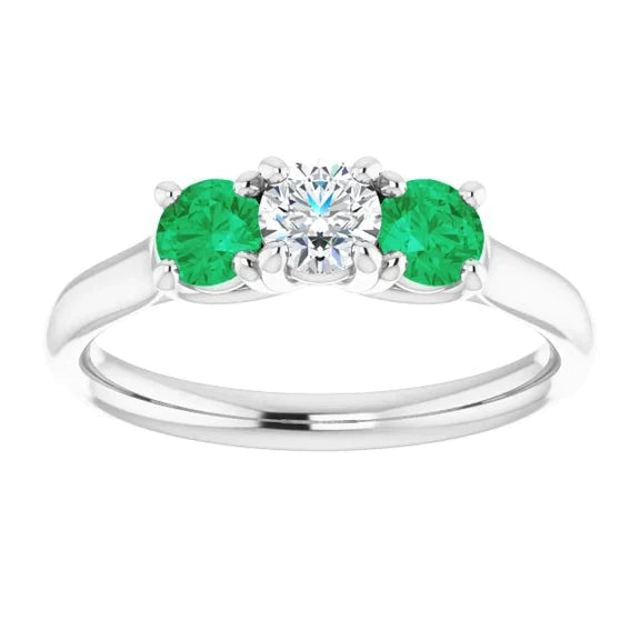 Tre pietre diamante smeraldo anello 2.40 carati oro bianco