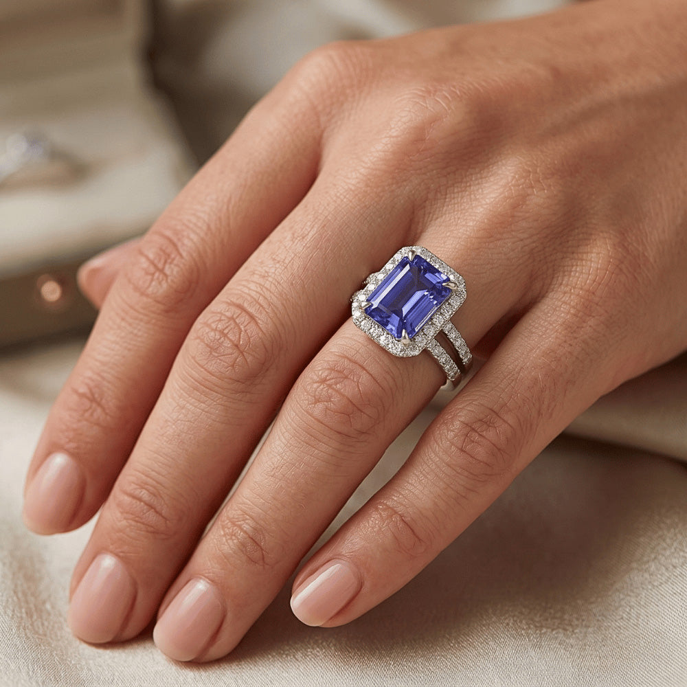 anello alone con zaffiro blu smeraldo 5 carati e diamante oro bianco 14K
