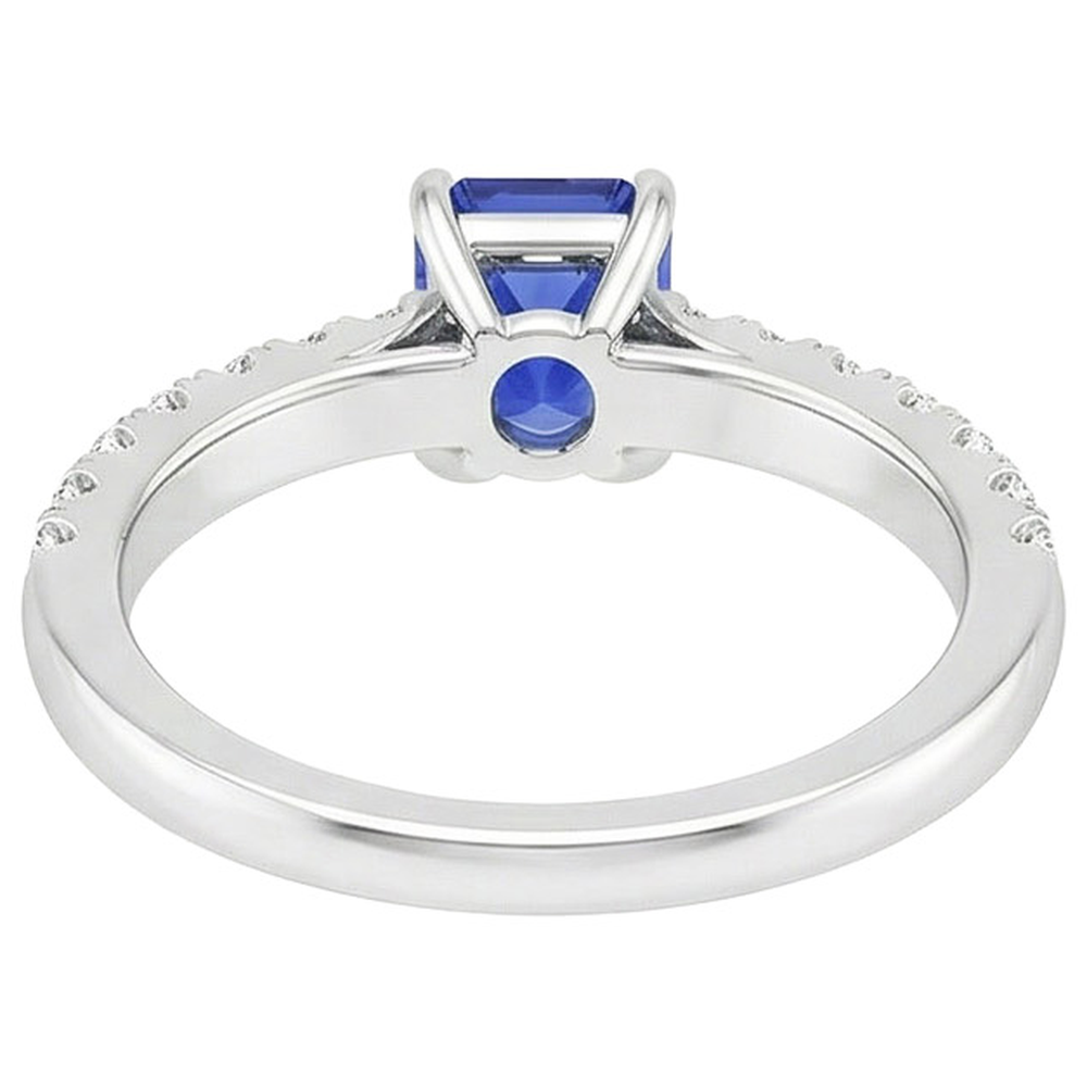 anello con zaffiro Smeraldo Ceylon 4,25 carati e Pavé di diamanti in oro bianco 14K