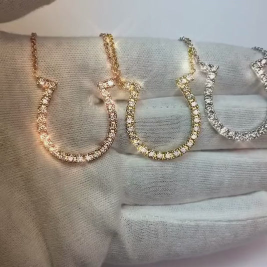 Collana con Pendente a Ferro di Cavallo con Diamanti Taglio Rotondo da 2,50 carati in Oro Bianco 14 carati