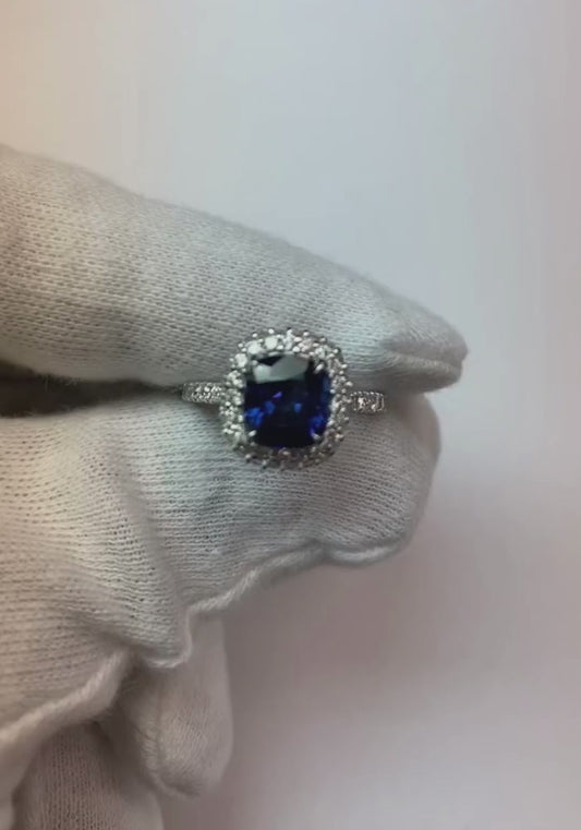Anello Halo con diamante cuscino 3 carati Sri Lanka Blue Sapphire in oro bianco 14 carati