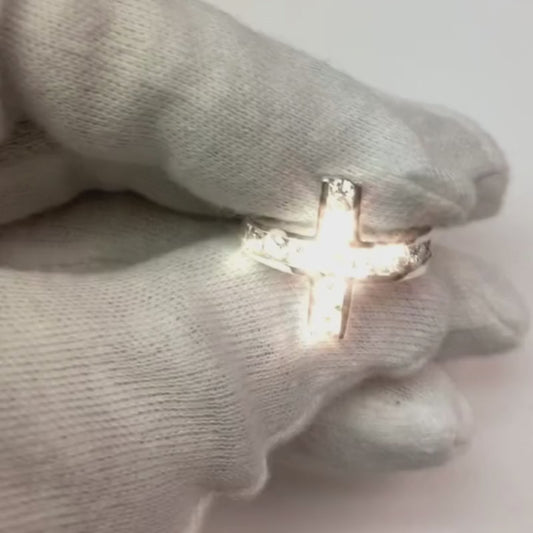 Anello fantasia di fidanzamento a forma di croce con diamanti 1.4 ct. Oro bianco 14K