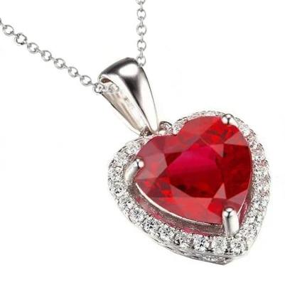 13.25 ct. Collana Cuore Rubino Con Diamanti Rotondi Pendente WG 14K - harrychadent.it
