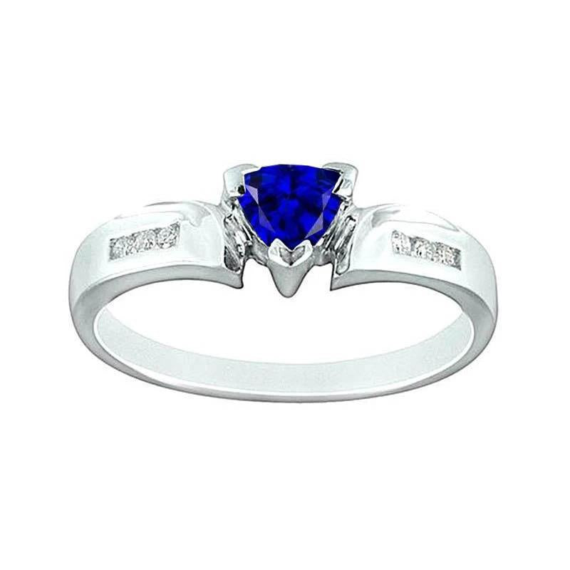 Anello Anniversario in Oro Bianco 14K con Zaffiro Ceylon 1.20 Carati e Diamanti - harrychadent.it