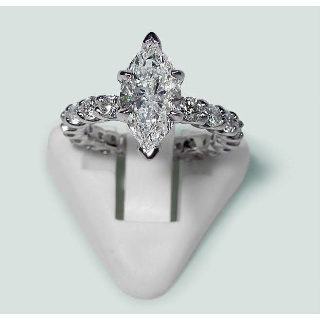 Anello Di Fidanzamento Di Lusso