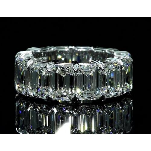 Anello Eterno Con Diamanti Taglio Smeraldo