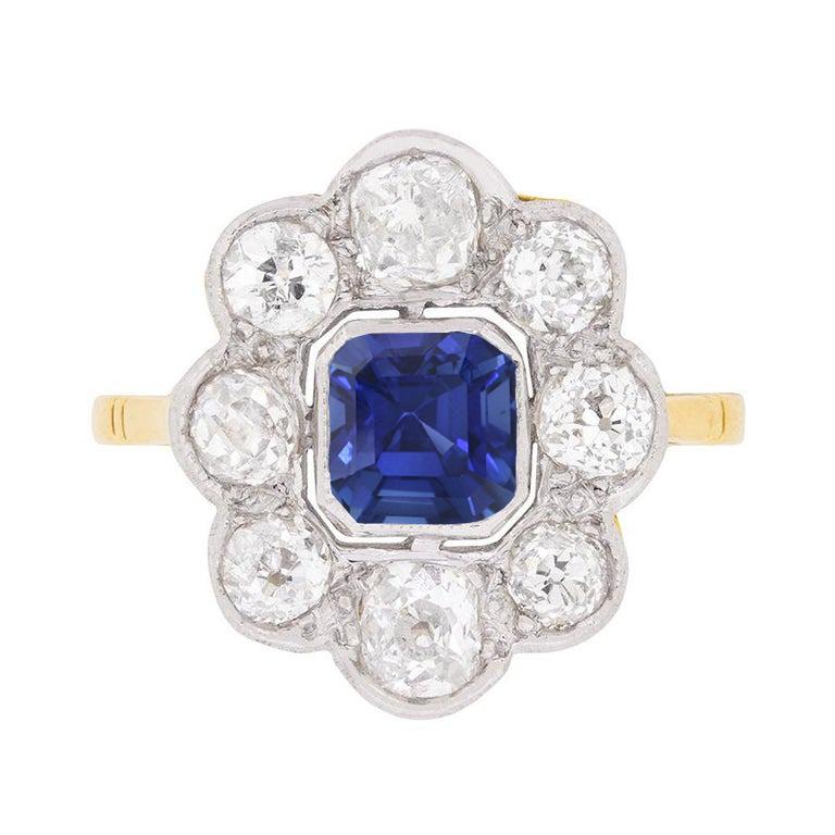 Anello con diamanti Halo e zaffiro con castone incastonato Asscher Cut Flower Style 4 carati - harrychadent.it
