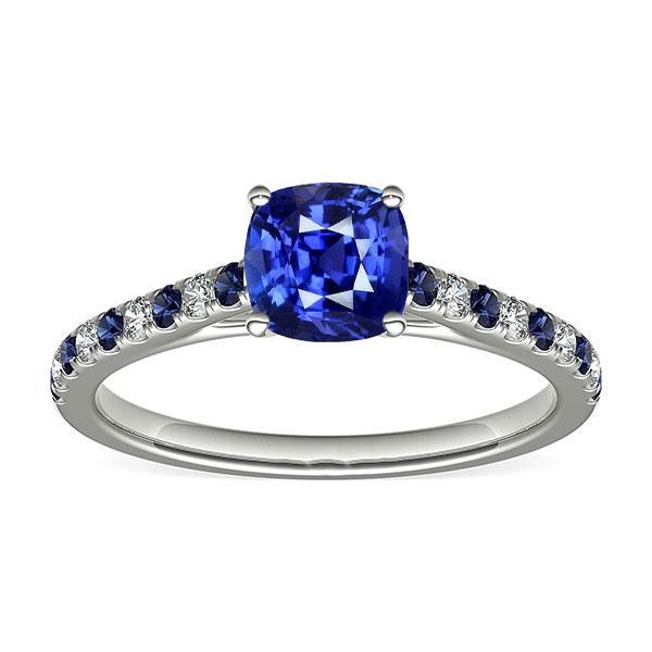 Anello con gemme a cuscino. zaffiro blu rotondo e diamanti 2.50 carati - harrychadent.it