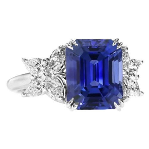 Anello da donna con diamanti e pietre preziose. taglio smeraldo. zaffiro di Ceylon. oro 4 carati - harrychadent.it