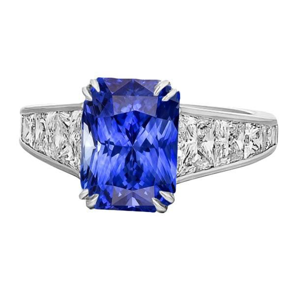Anello di pietre preziose Zaffiro radiante Canale incastonato Diamanti trapezoidali 5 carati - harrychadent.it