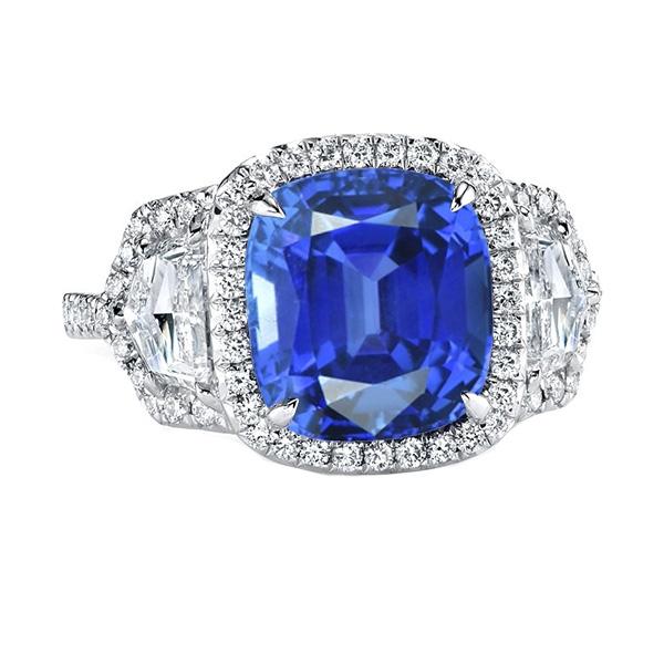 Anello diamante cuscino zaffiro pavimenta tre pietre stile 5.50 carati - harrychadent.it
