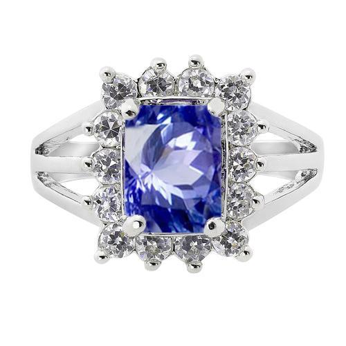 Anello in oro bianco con cuscino in zaffiro dello Sri Lanka e diamanti 6 ct - harrychadent.it