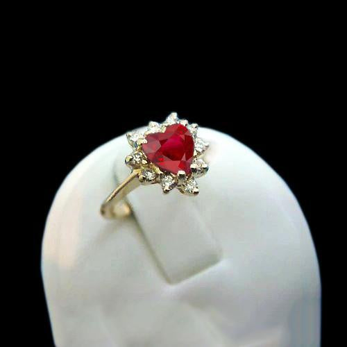 Anello in oro giallo 14 carati con rubini e diamanti a taglio cuore da 2,25 carati - harrychadent.it