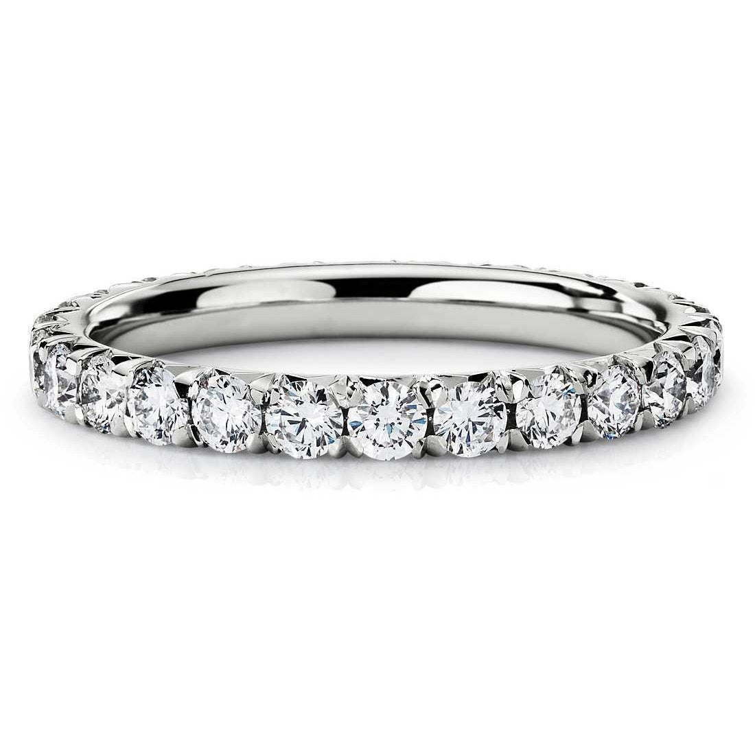 Fede nuziale Comfort Fit Diamanti rotondi da 2,40 ct Oro bianco 14K