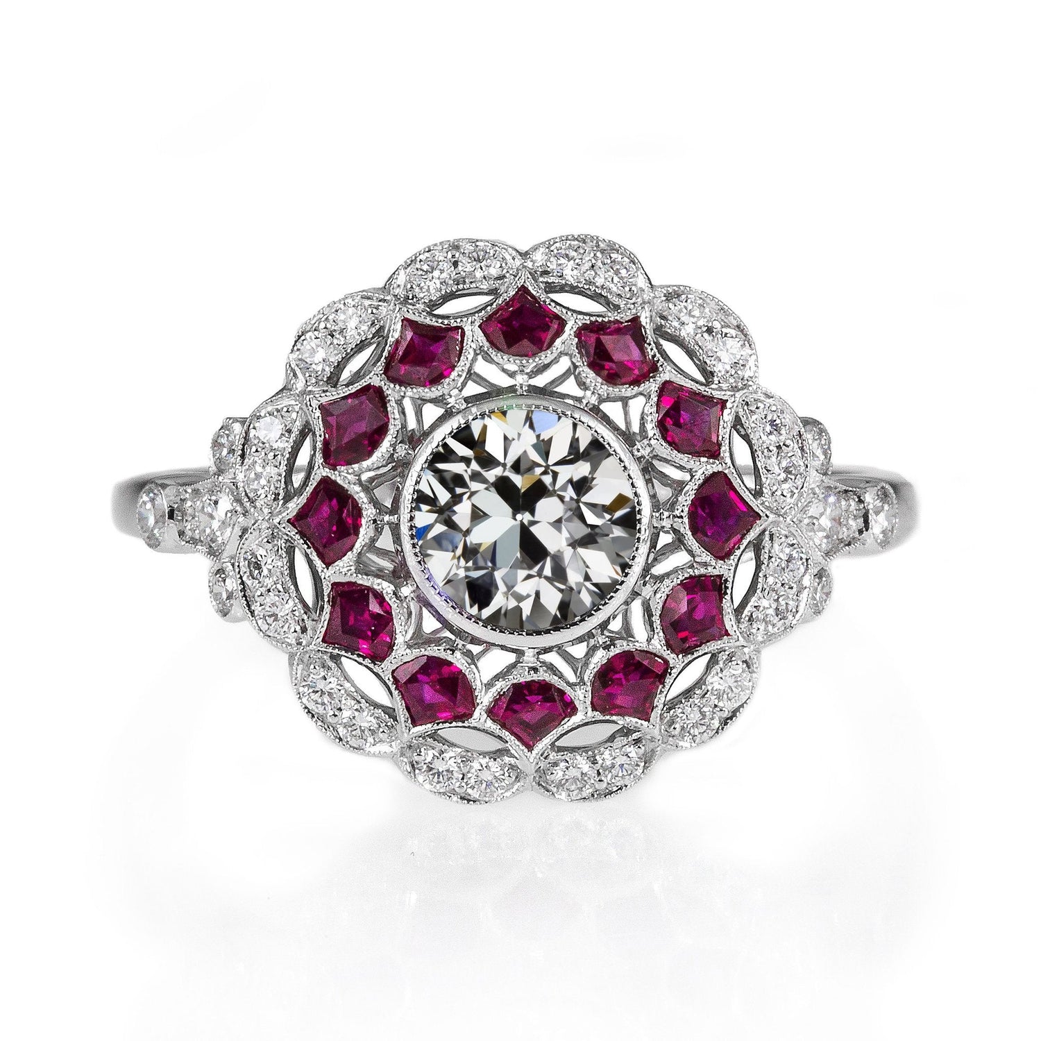 Gioielli Art Déco Nuovo anello stile fiore Halo Diamante a taglio antico Rubino a taglio speciale