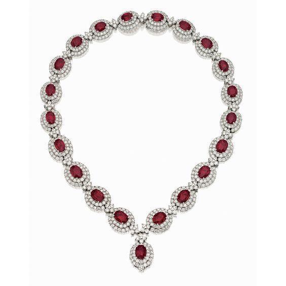 Rubino Taglio Ovale Con Diamanti 53 Ct. Collana da donna in oro bianco - harrychadent.it