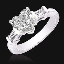 1.51 Carati. Nuovo Anello Con Tre Pietre In Oro Bianco Con Taglio A Genuino Diamante A Cuore