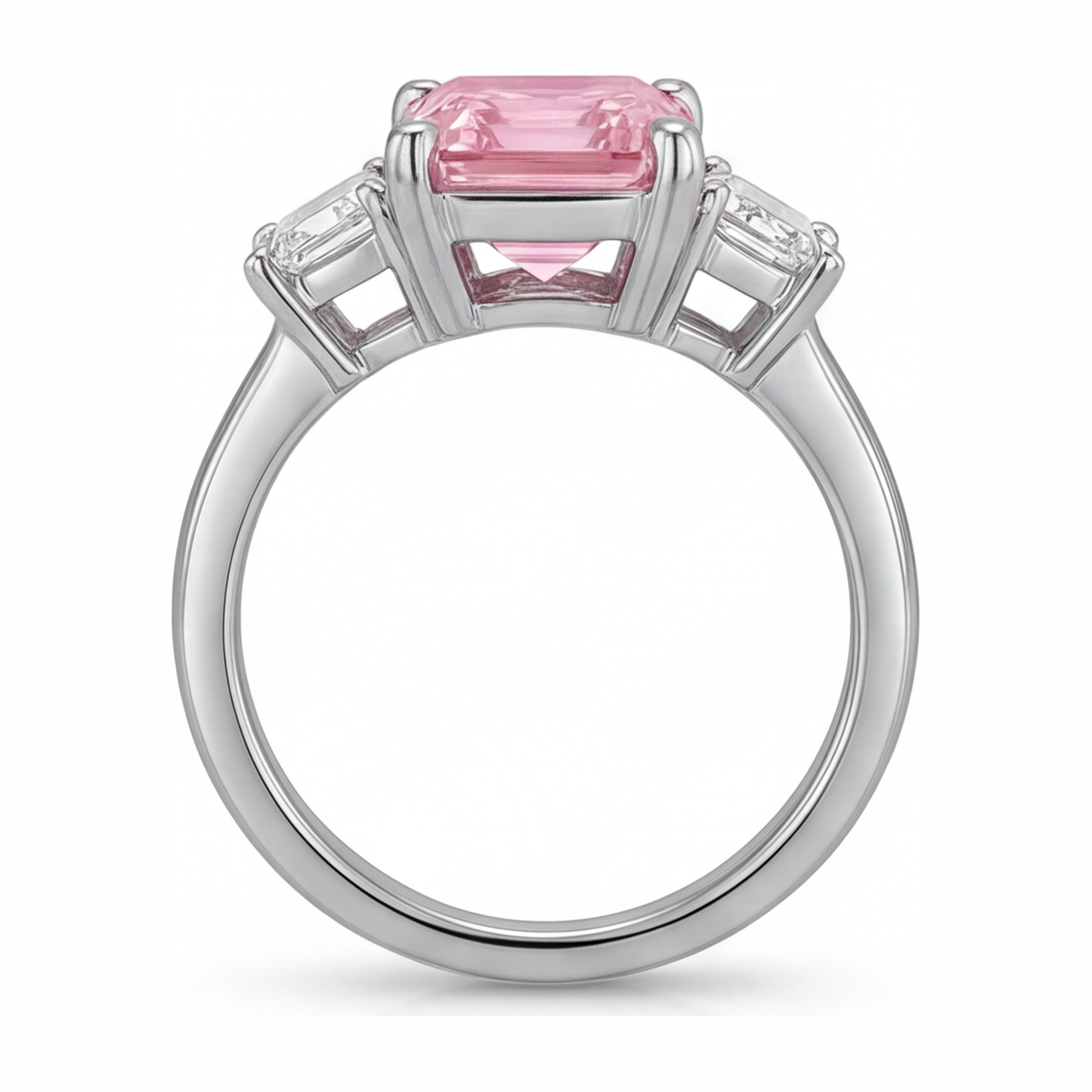 Anello a Tre Pietre Liscio con Diamante Rosa da Laboratorio Taglio Smeraldo da 2,5 Carati in Oro Bianco 14K