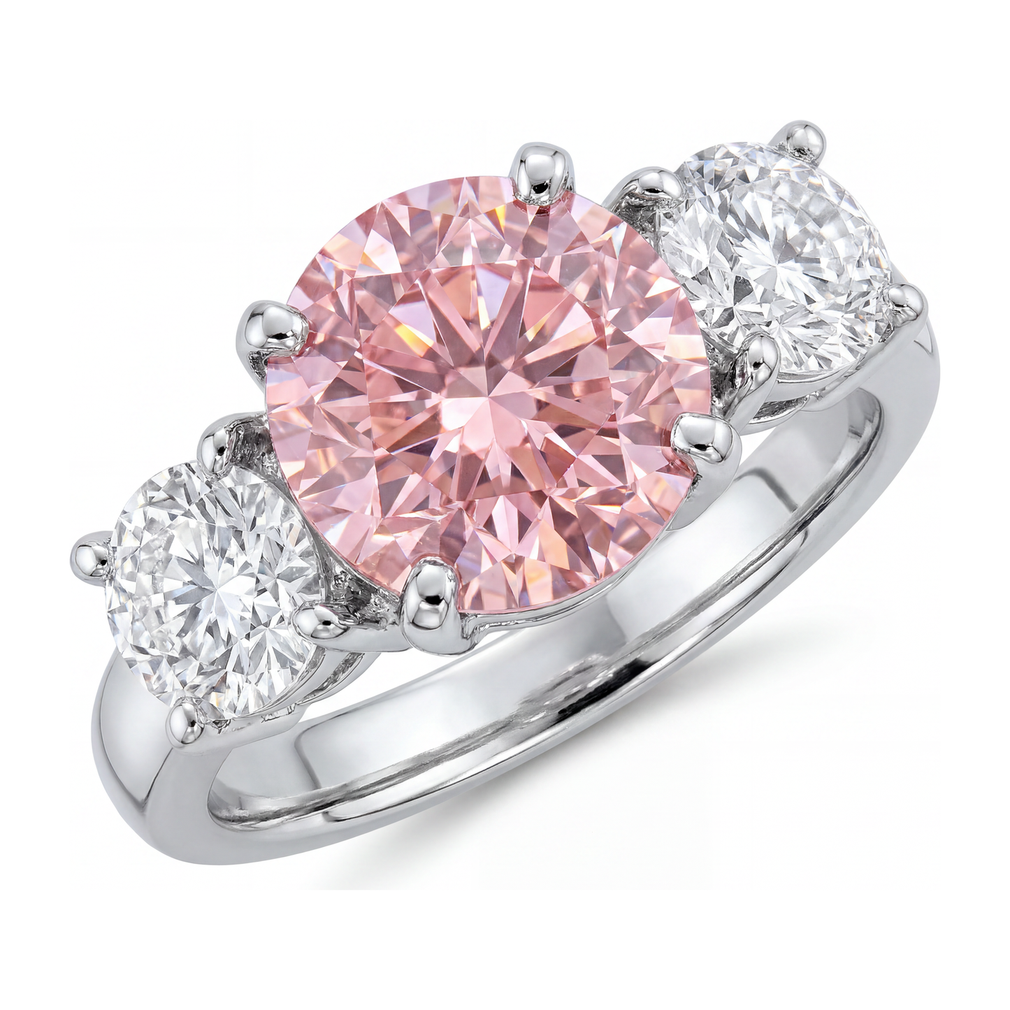 Anello di Fidanzamento con Diamante Rosa da Laboratorio da 2,5 Carati Taglio Rotondo a Tre Pietre in Oro Bianco 14K