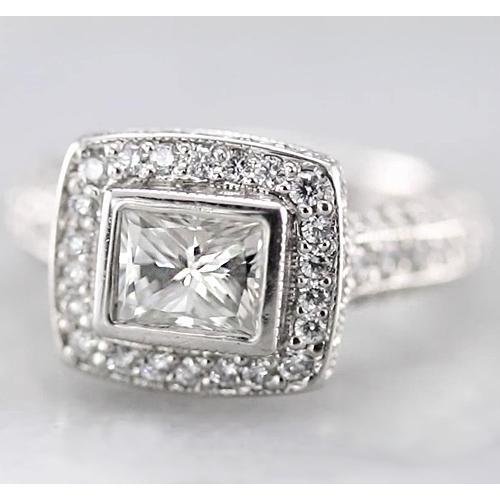 2 Carati Halo Princess Naturale Diamond Ring F Vs1 Vvs1 Oro Bianco 14K