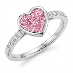 Anello con diamante rosa a cuore da 2 carati da laboratorio, lunetta in oro bianco 14K