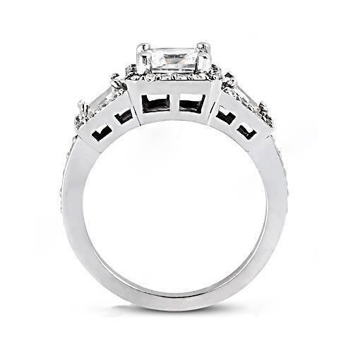2.25 Carati. Anello Di Fidanzamento Taglio Principessa Con Tre Genuino Diamanti In Pietra