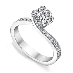 Diamante Fine Pavé Anello Solitario con Accenti – 2,70 carati in