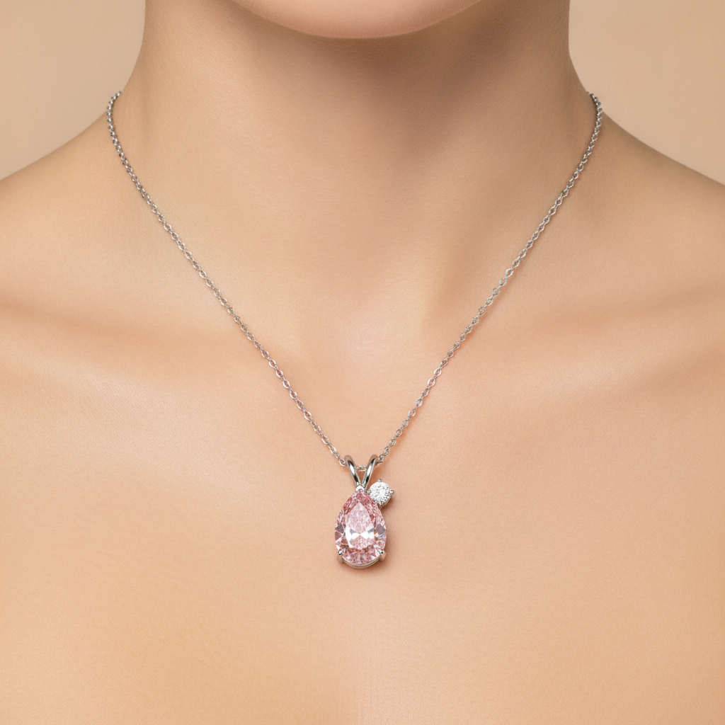 Collana con pendente bypass con diamante rosa da laboratorio a goccia da 3,5 carati in oro bianco 14K