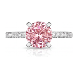 Anello di Fidanzamento con Diamante Rosa da Laboratorio da 3,5 Carati Taglio Rotondo Pavé Cattedrale in Oro Bianco 14K