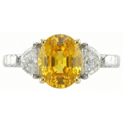 3 Pietre 4.50 Ct. Anello Ovale Zaffiro Giallo E Diamanti Oro Bianco