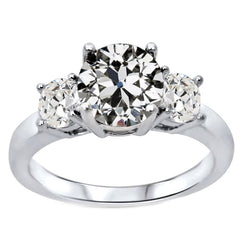 Abbagliante Trilogia – Diamante 2,50 carati di HarryChadEnt