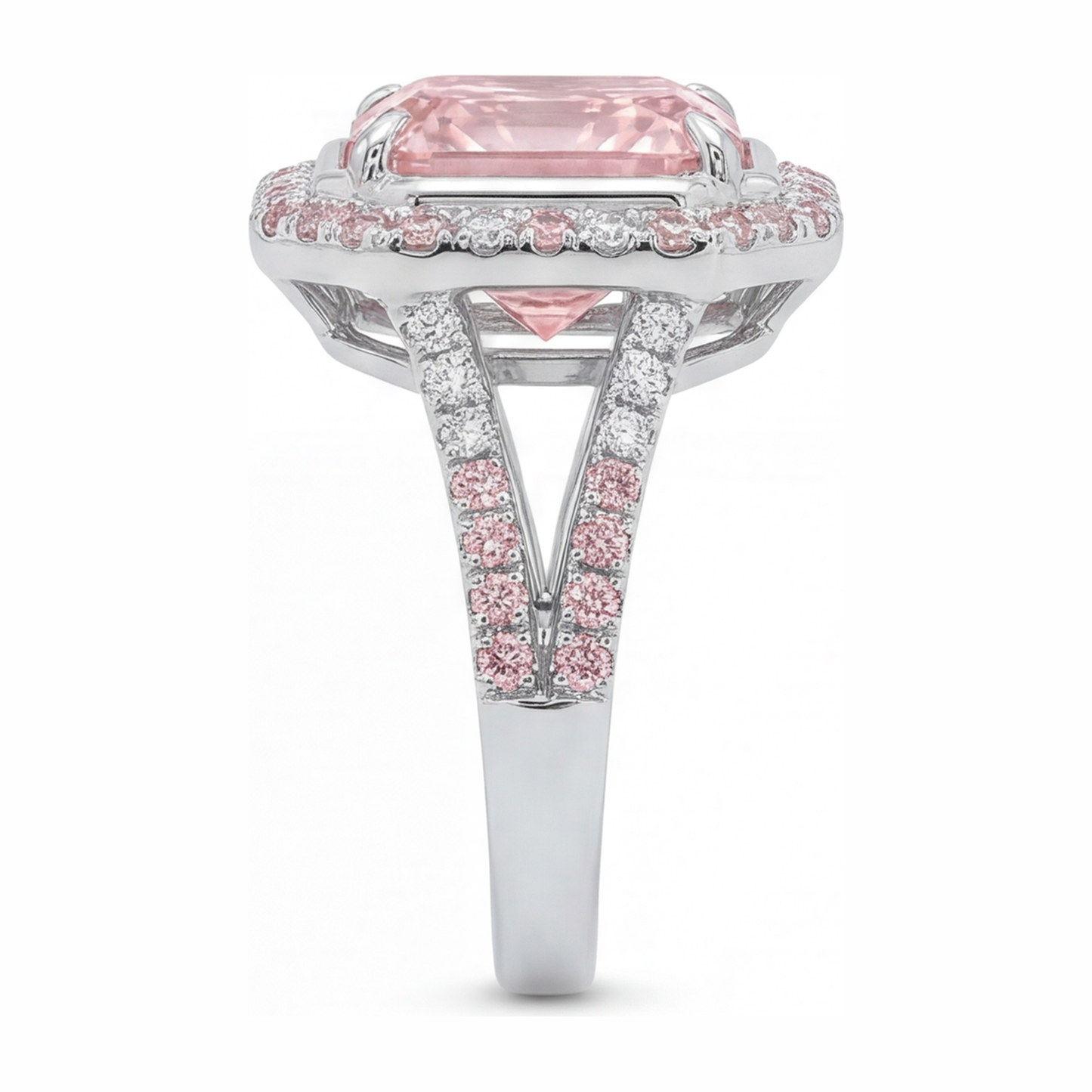 Anello di Fidanzamento Rosa con Diamante Radiant da Laboratorio da 5,5 Carati, Halo e Gambo Sdoppiato in Oro Bianco 14K