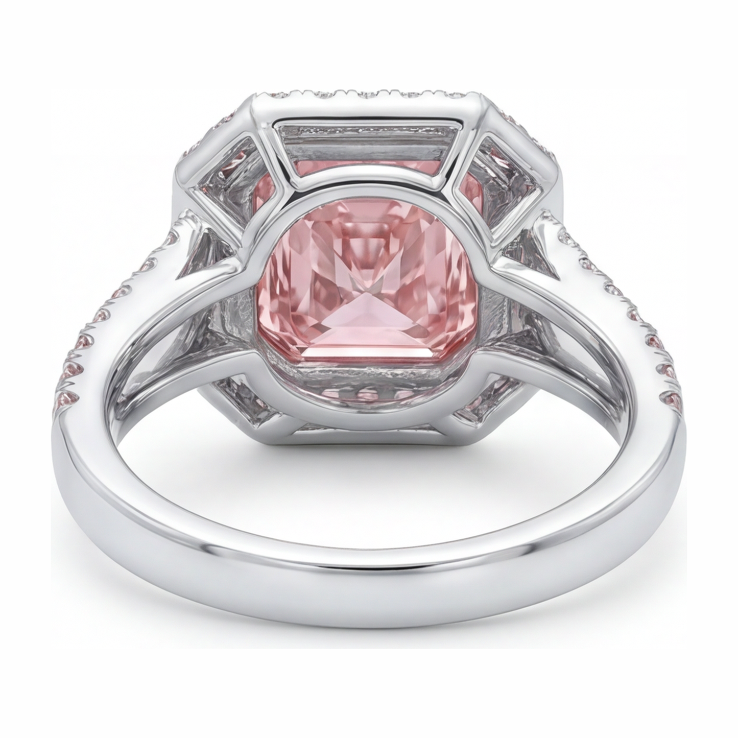 Anello di Fidanzamento Rosa con Diamante Radiant da Laboratorio da 5,5 Carati, Halo e Gambo Sdoppiato in Oro Bianco 14K