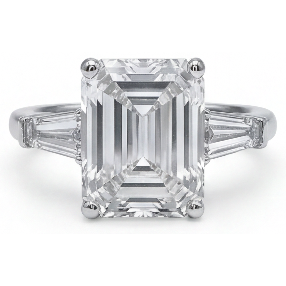 5.80 Ct. Anello In Oro Bianco Con 3 Pietre Di Genuino Diamanti E Smeraldo E Baguette Novità