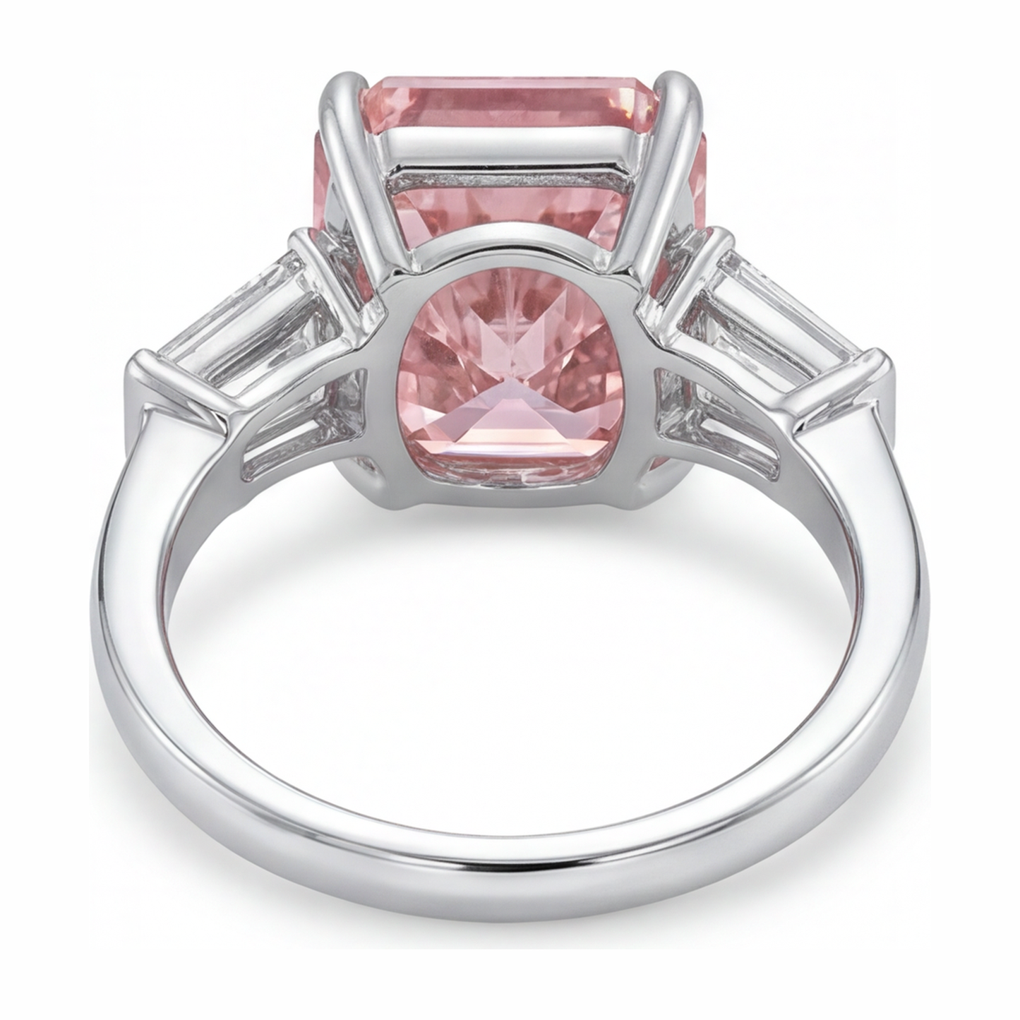 Anello con Diamante Rosa da Laboratorio da 6 Carati Taglio Radiant a Tre Pietre a Cattedrale in Oro Bianco 14K