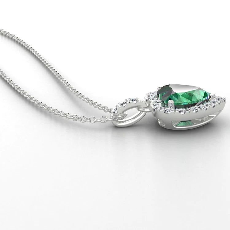 7,60 carati Collana con Verde smeraldi a taglio cuore e diamanti rotondi