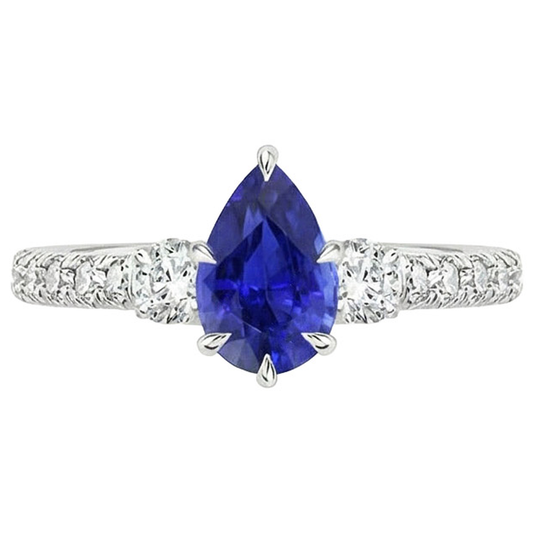 Anello 3 Pietre Con Accenti Zaffiro Blu Pera & Diamanti 3.50 Carati