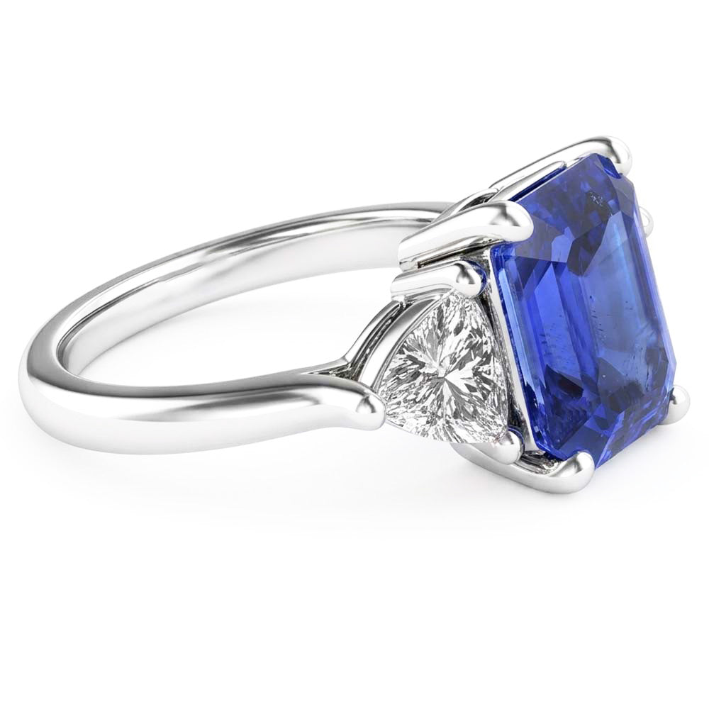 Anello 3 pietre blu zaffiro smeraldo e trilioni di diamanti 2.50 carati