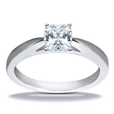 Anello Anniversario Solitario Con Vero Diamante Taglio Cuscino. Oro Bianco 1.25 Ct