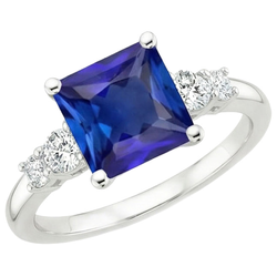 Anello Anniversario con Zaffiro Blu Taglio Princess Cinque Pietre 5.50 Carati